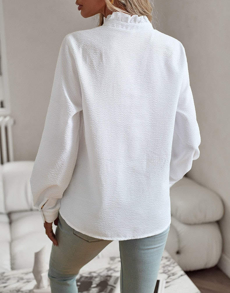 Sara™ | Stilfuld Flæset Knapbluse