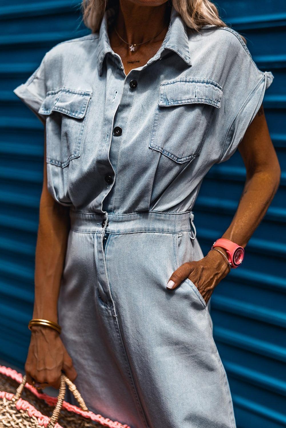 Sara® | Elegant Denimkjole med Korte Flagermusærmer