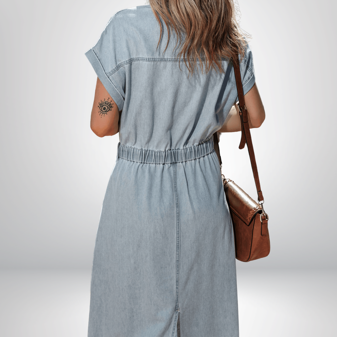 Sara® | Elegant Denimkjole med Korte Flagermusærmer