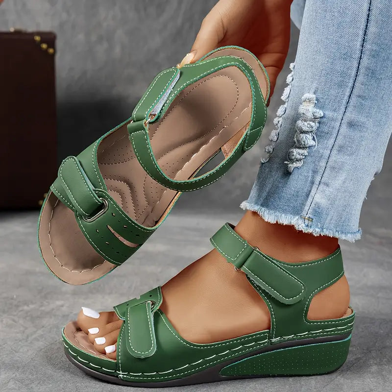 Sara™ ortopædiske sandaler med kilehæl