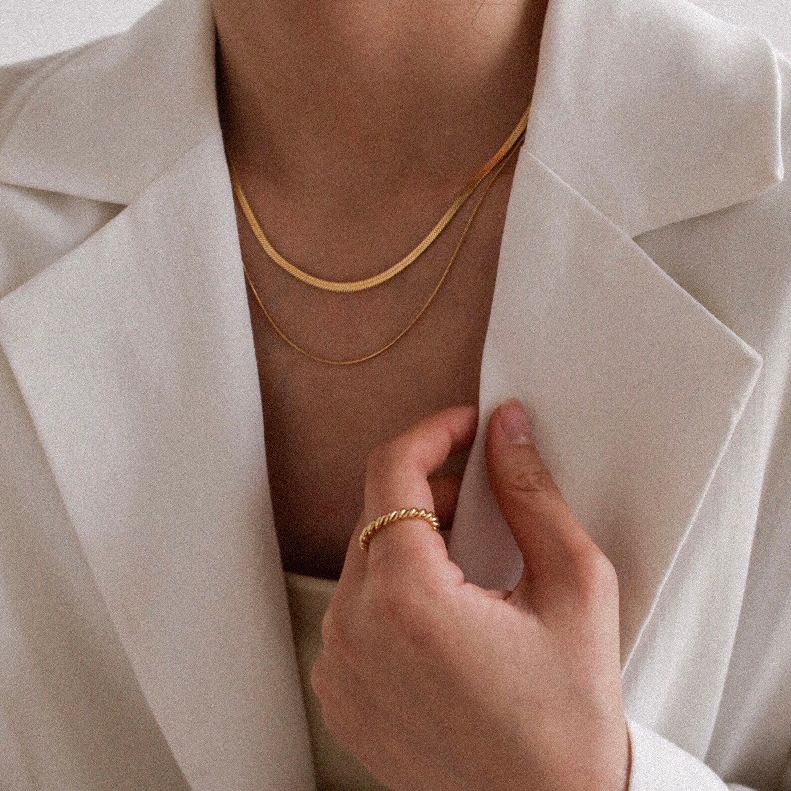 Melody Twist Ring | 18k Guld